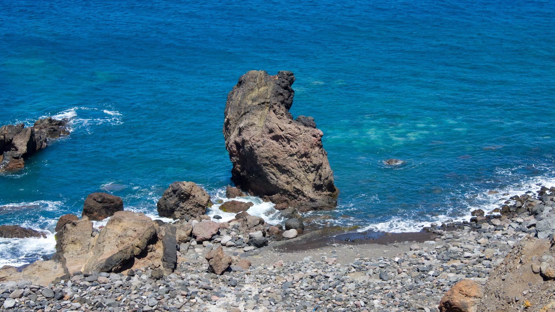 starke Brandung an der Playa de San Marcos