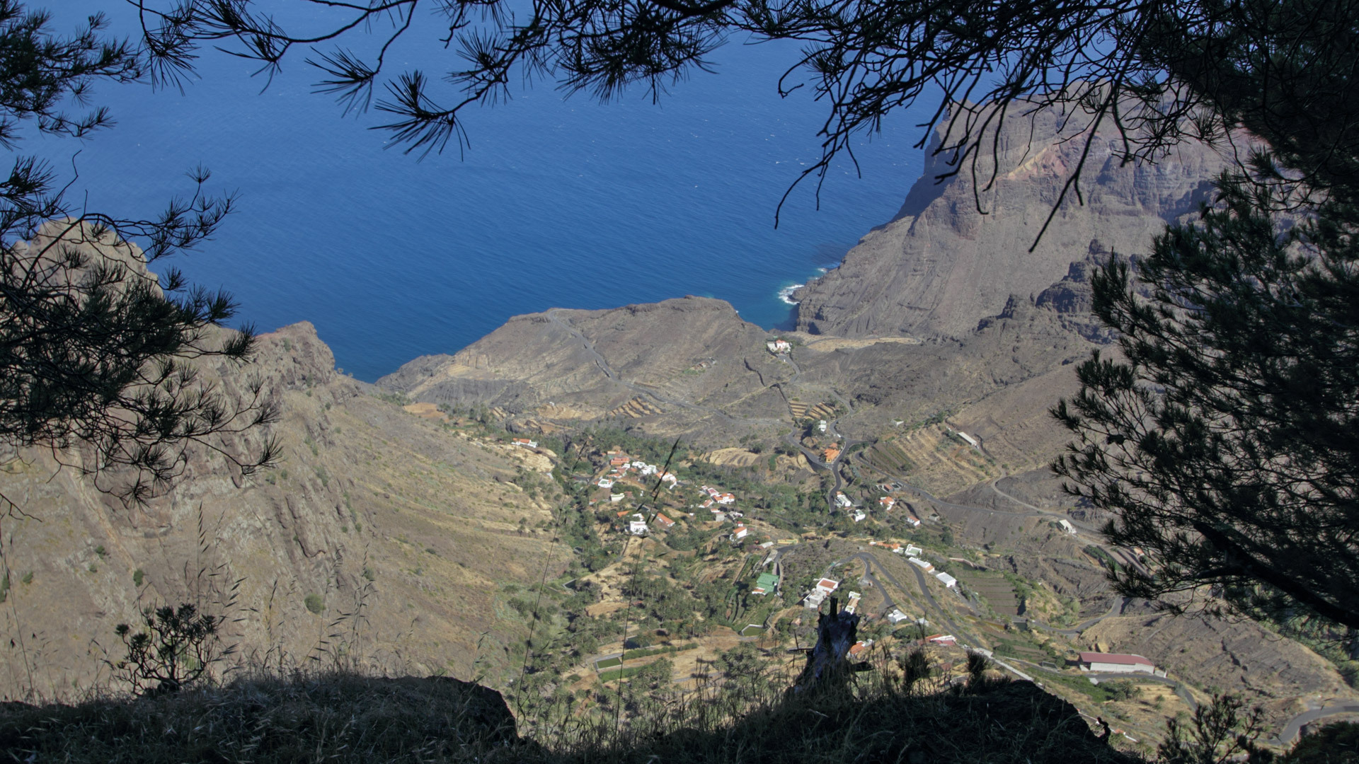 Ausblick vom Mirador El Santo auf Taguluche, La Gomera.