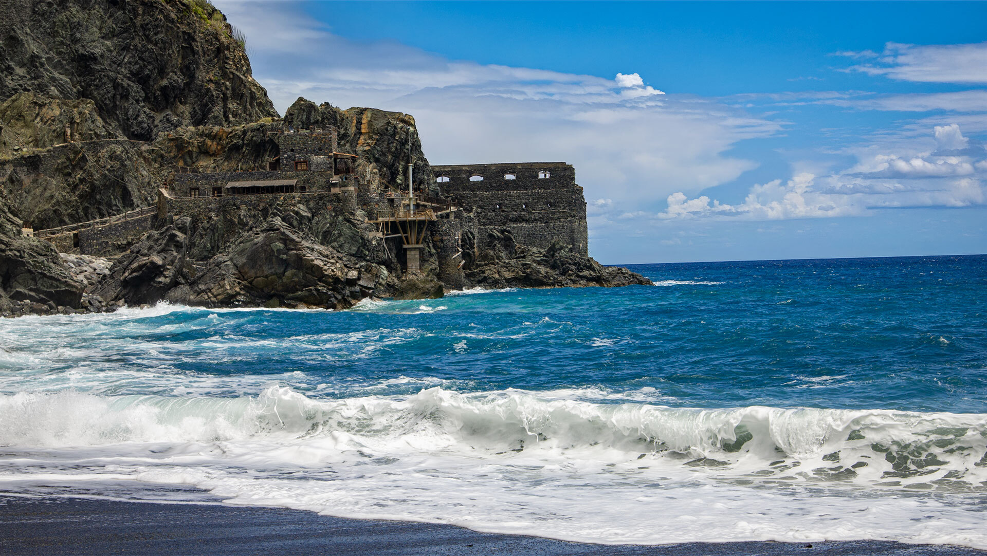 Ruine des Castillo del Mar an der Playa de Vallehermoso