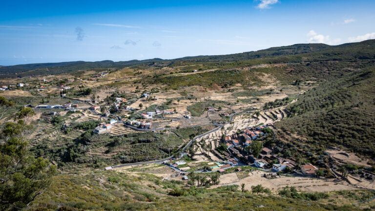 Panoramablick auf Chipude und die umliegenden Weiler auf der Hochebene La Gomeras