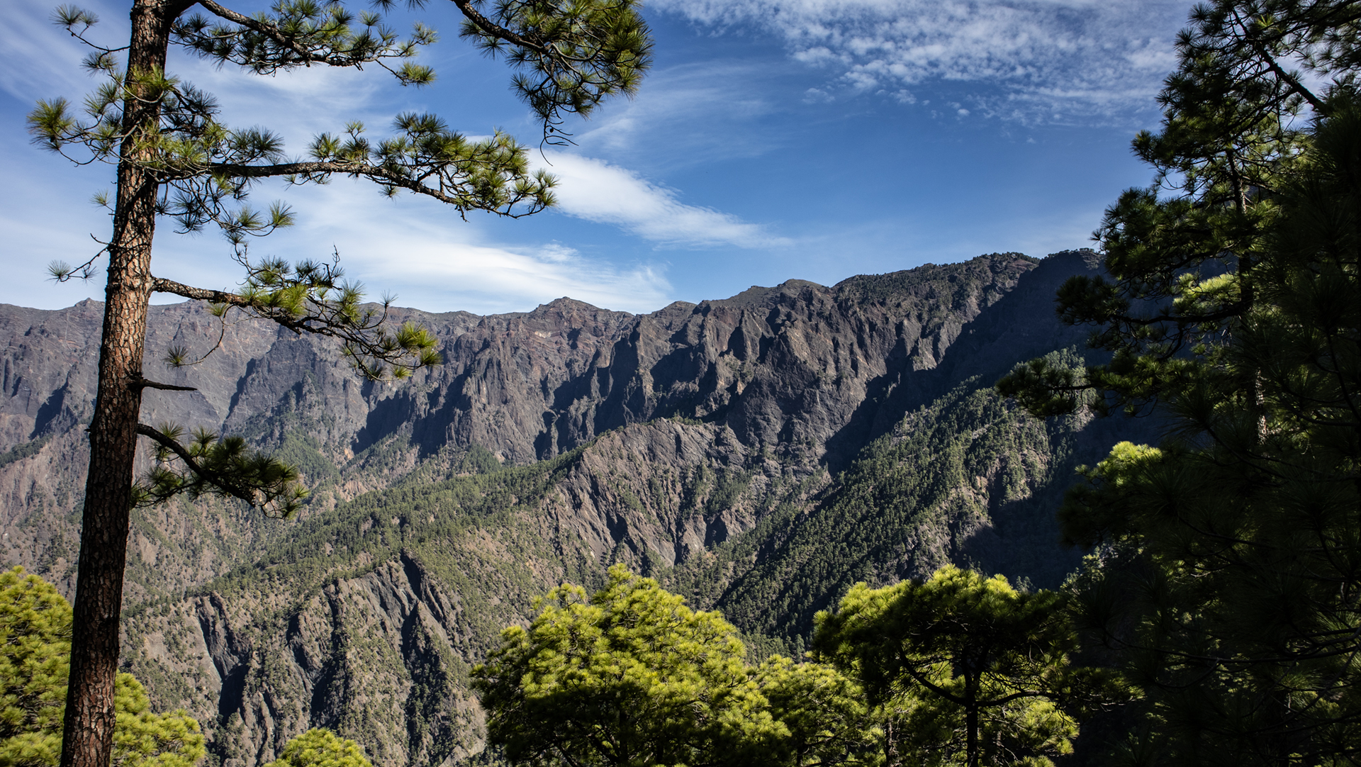 Cumbrecita – Aussicht auf Schluchten und Berge der Caldera de Taburiente.