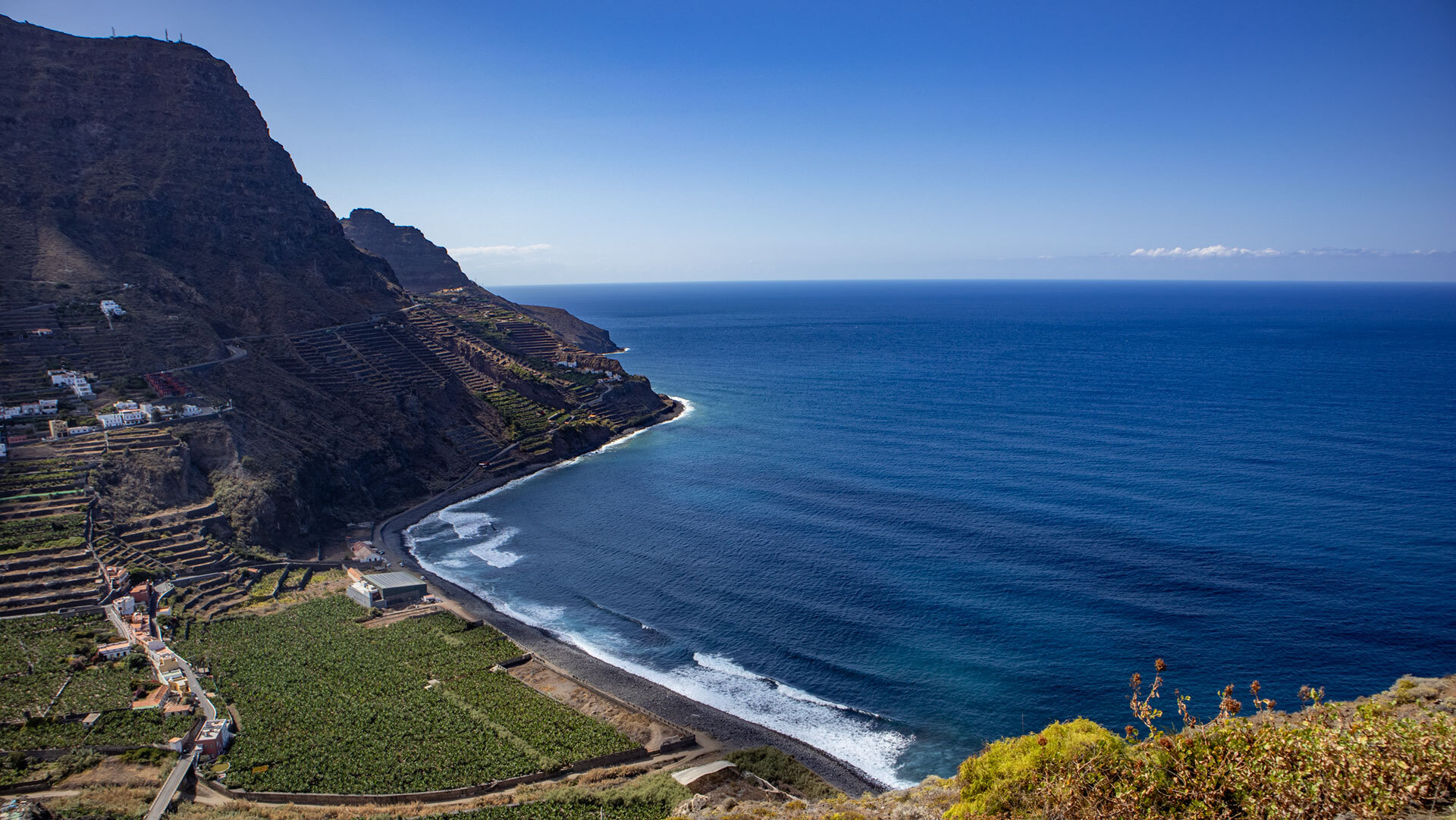 Terrassenfelder oberhalb der Playa de Hermigua