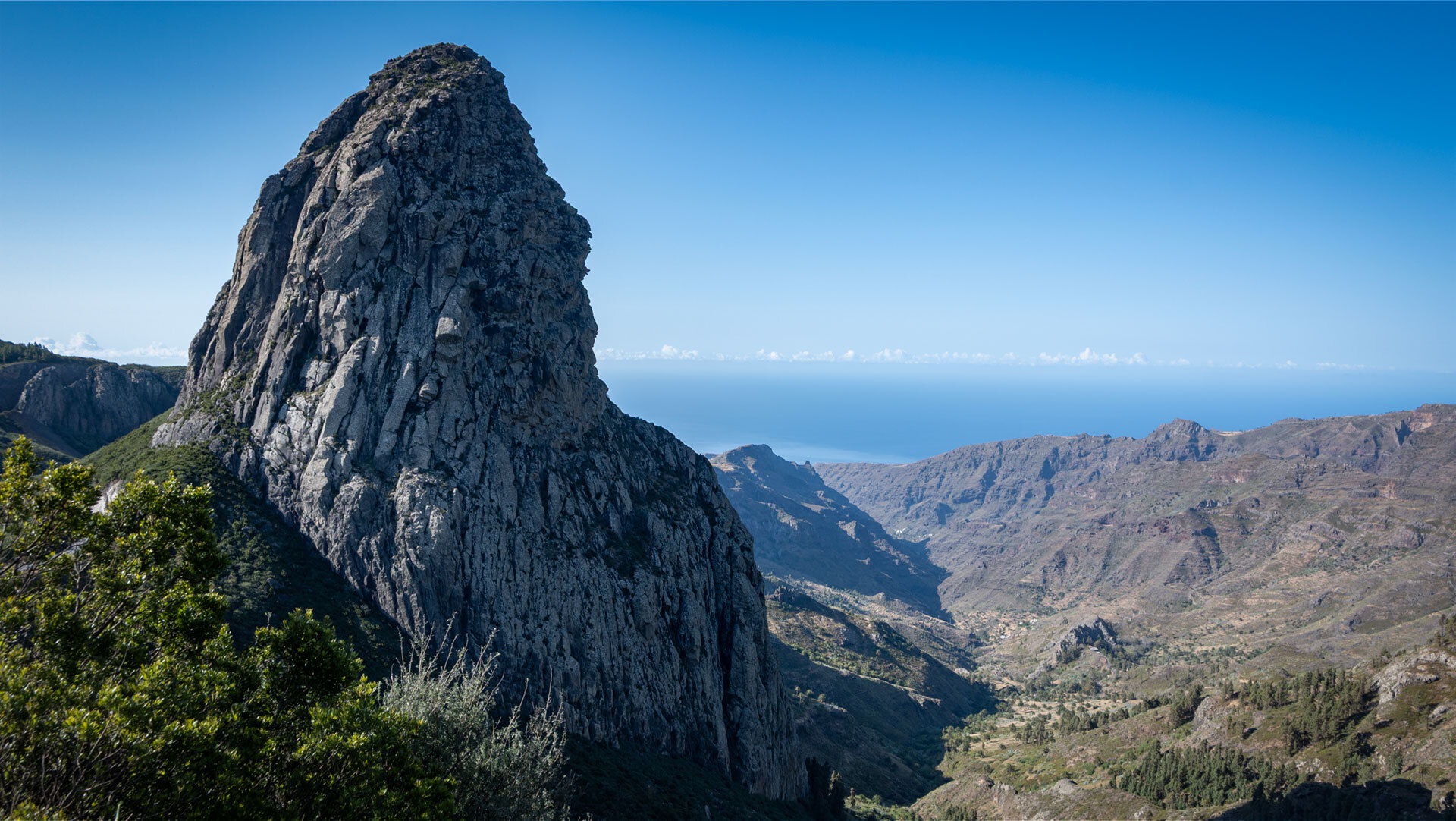 Blick vom Aussichtspunkt am Roque de Agando, La Gomera.