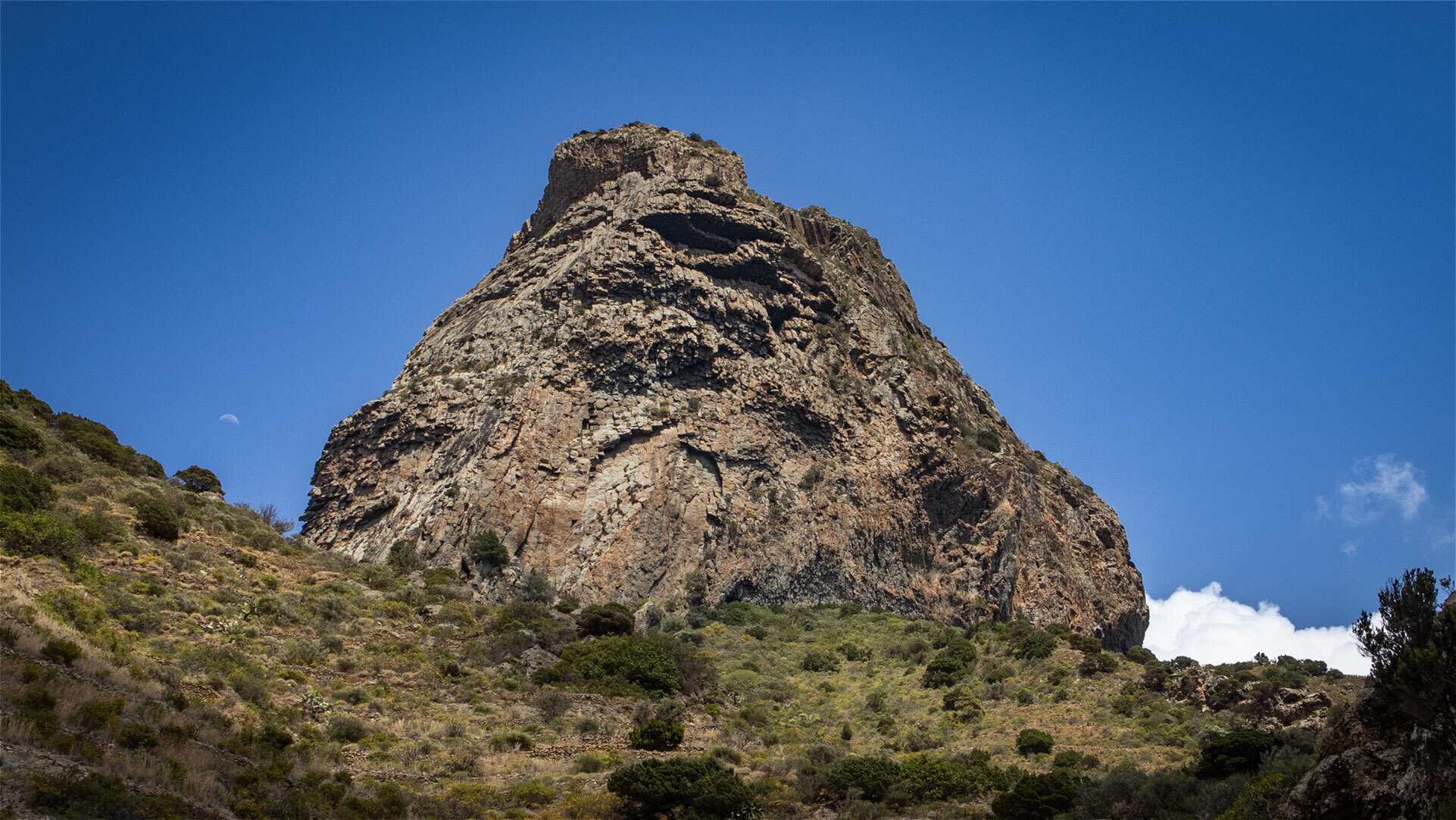 Roque Cano, Vallehermoso, La Gomera: markanter Vulkanschlot.